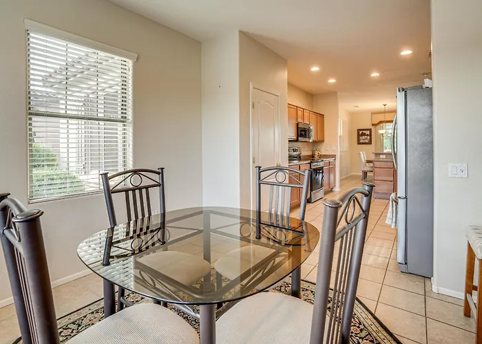 Holiday home Golf Getaway! Gem W/ Covered Patio