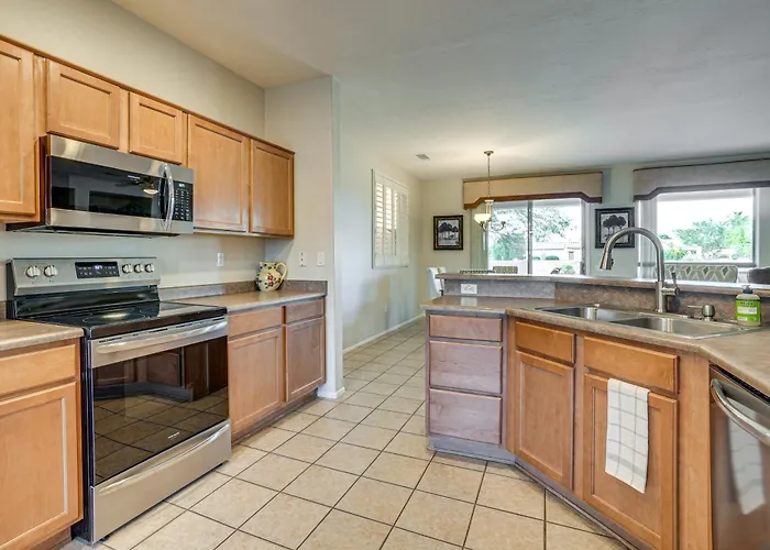 Golf Getaway! Gem W/ Covered Patio * Surprise