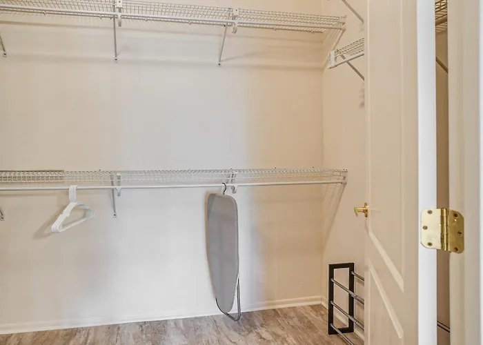 Holiday home Golf Getaway! Gem W/ Covered Patio Surprise
